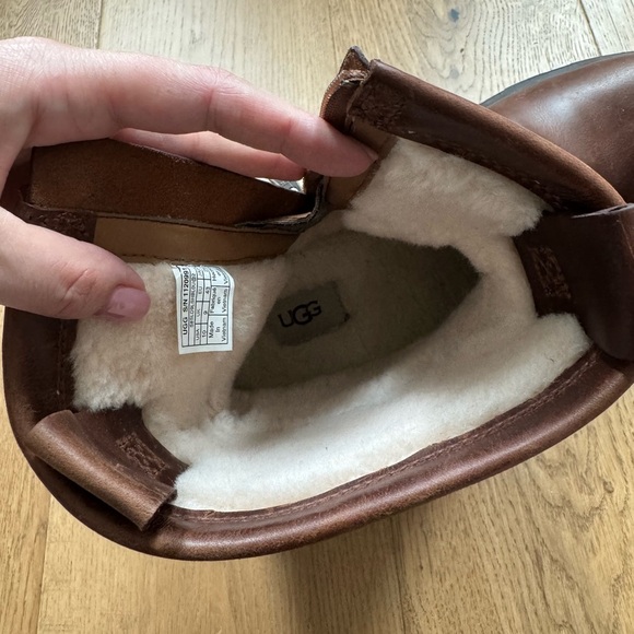 UGG Men's Kennen Waterproof Boot - Brown Leather - Size 10 - Like New - Picture 9 of 12